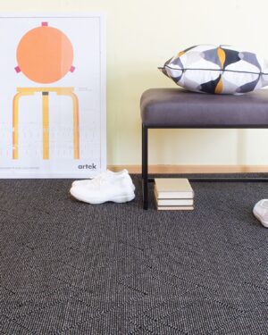 Kaarna musta käytävämatto leveys 100cm