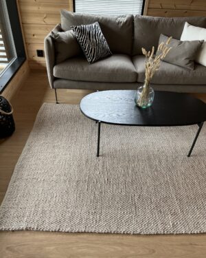 Roderick beige villamatto