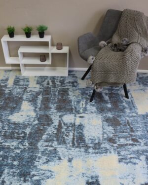 lyhytnukkainen pehmeä harmaankirjava matto