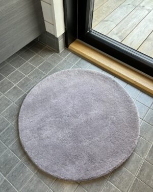 Plain käsintuftattu vesteria pyörä