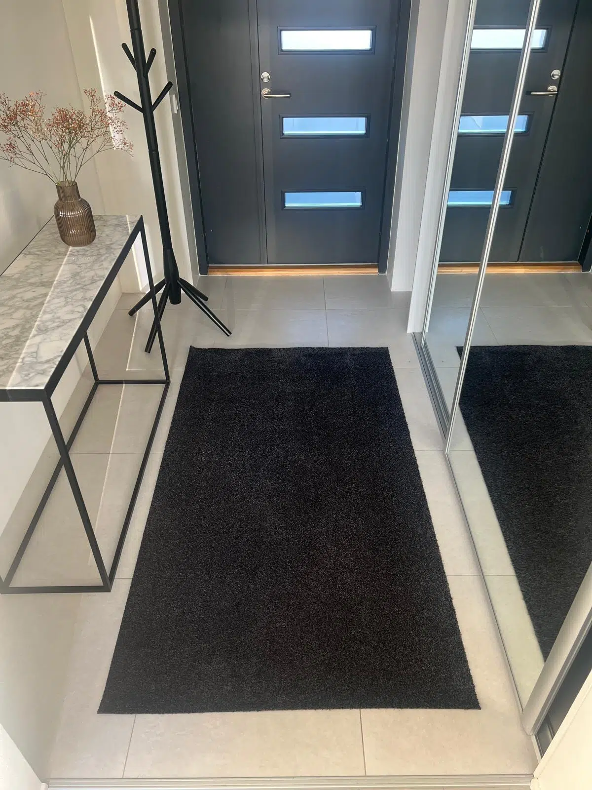 Paras matto eteiseen - Löydä omasi täältä! 1 Aqua Stop Kuramatto Anthracite