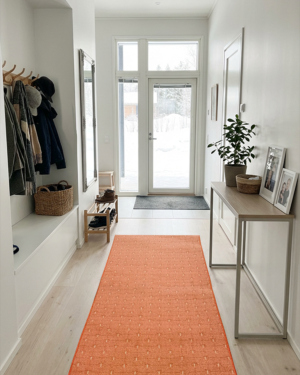 Saturn oranssi käytävämatto 100cm